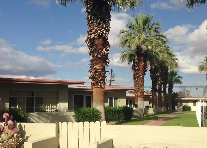 Stanlunds Inn And Suites