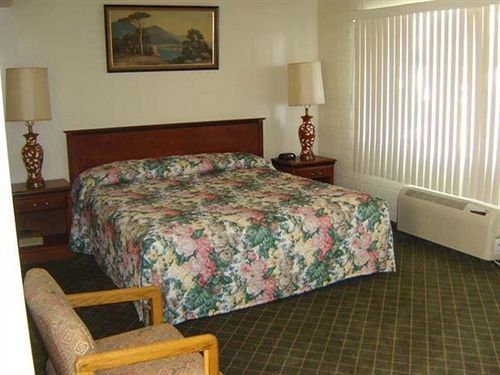 Stanlunds And Motel Borrego Springs